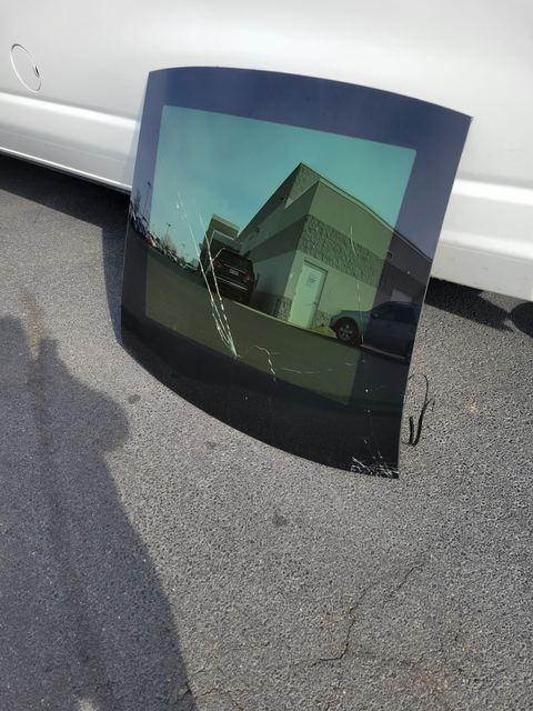Auto glass and sunroof work by Battlefield Glass